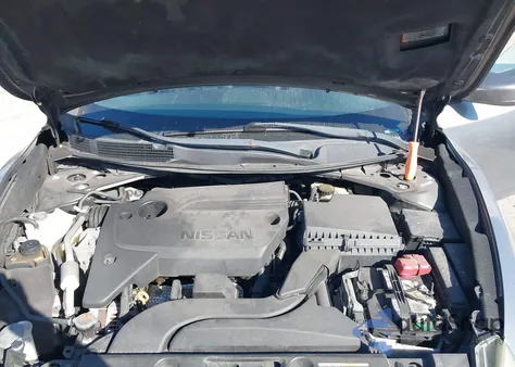 2017 Nissan Altima 2.5 S из США, поврежденный, VIN 1N4AL3AP9HN352765